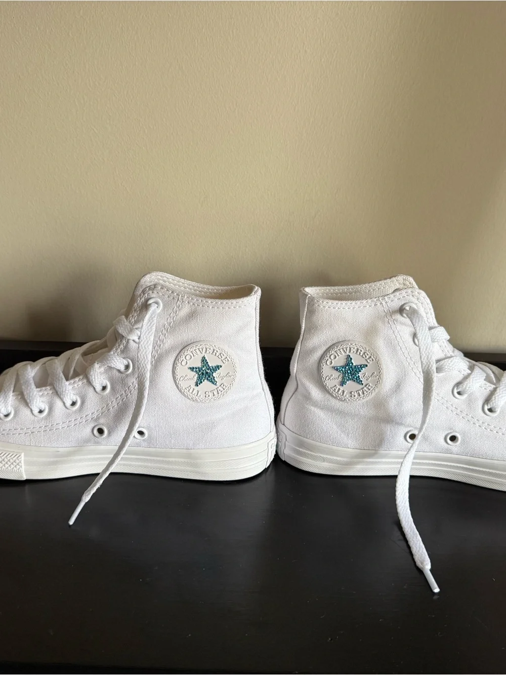 Converse super cute